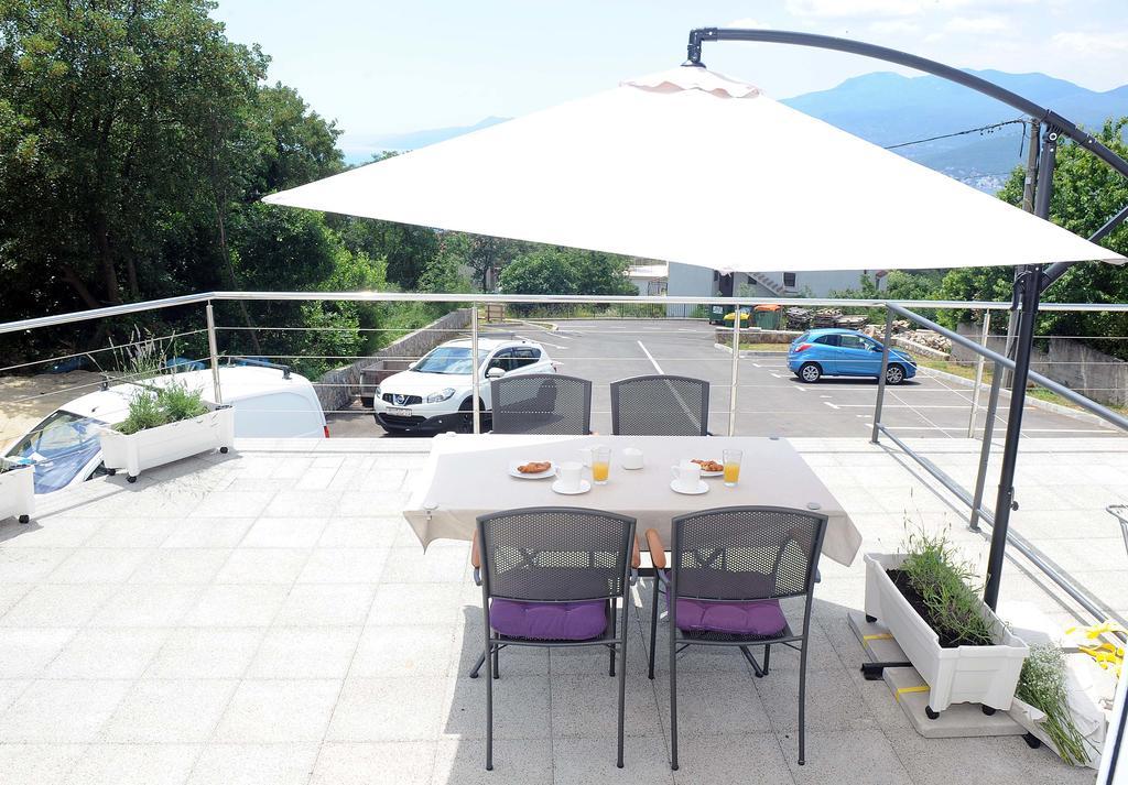Apartment Livingstone Rijeka Exterior foto